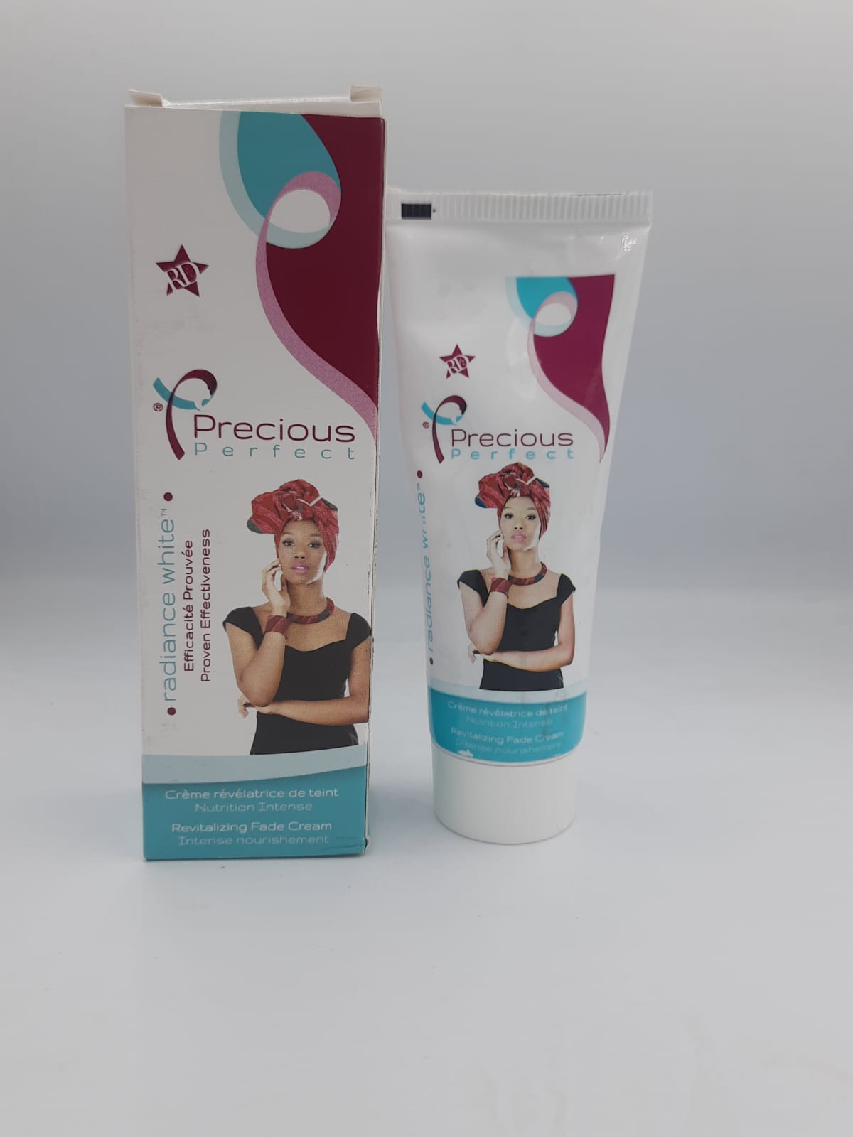 PRECIOUS PERFECT TUBE CREAM